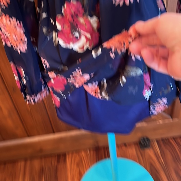 Blue and floral Dress Size Small - Picture 7 of 9